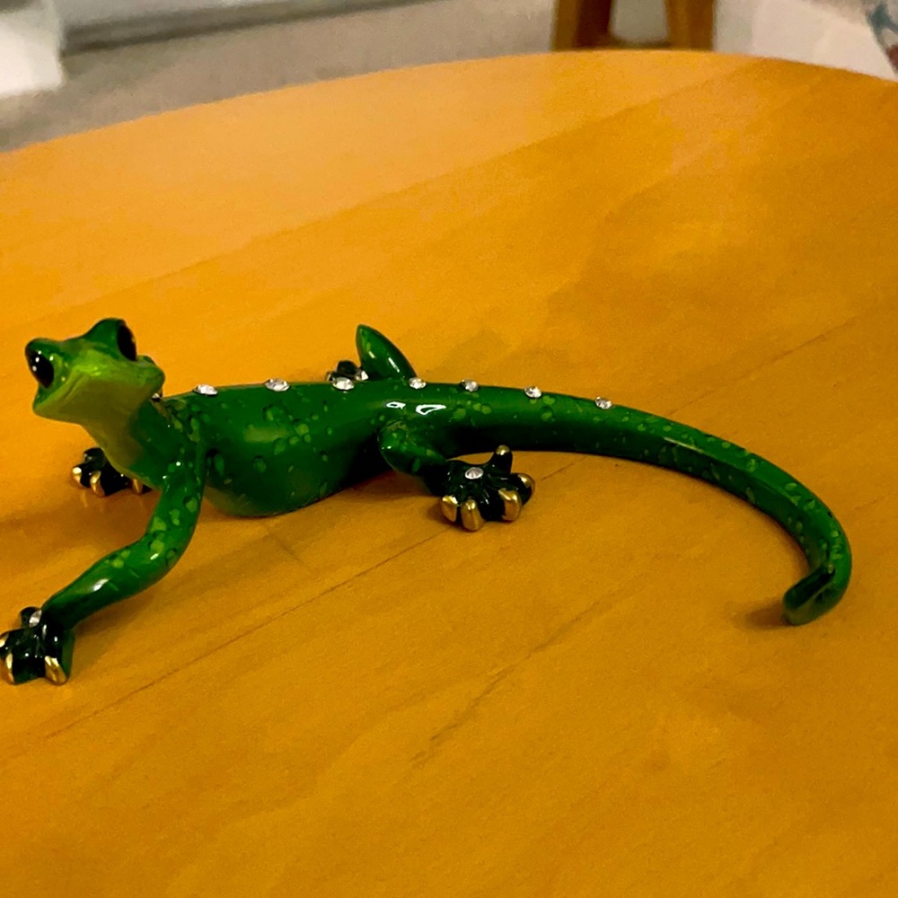 Bedazzled Green Gecko